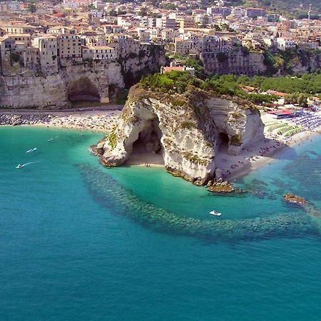 Casa Elide Centro Storico Apartman Tropea Kültér fotó