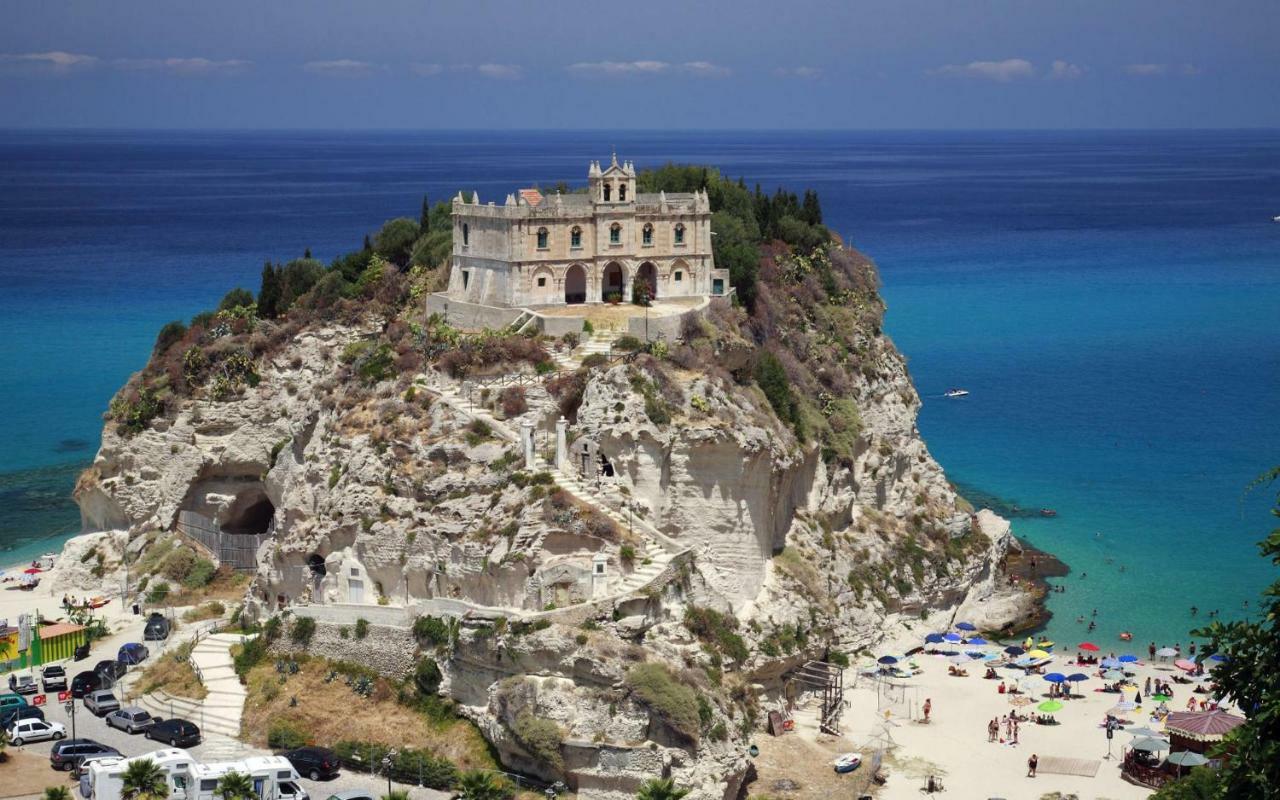 Casa Elide Centro Storico Apartman Tropea Kültér fotó