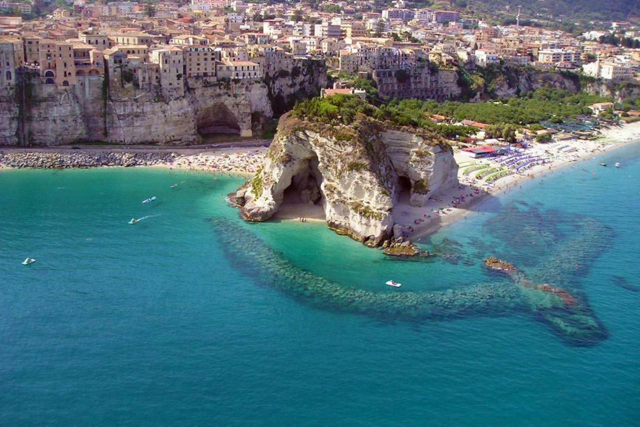 Casa Elide Centro Storico Apartman Tropea Kültér fotó